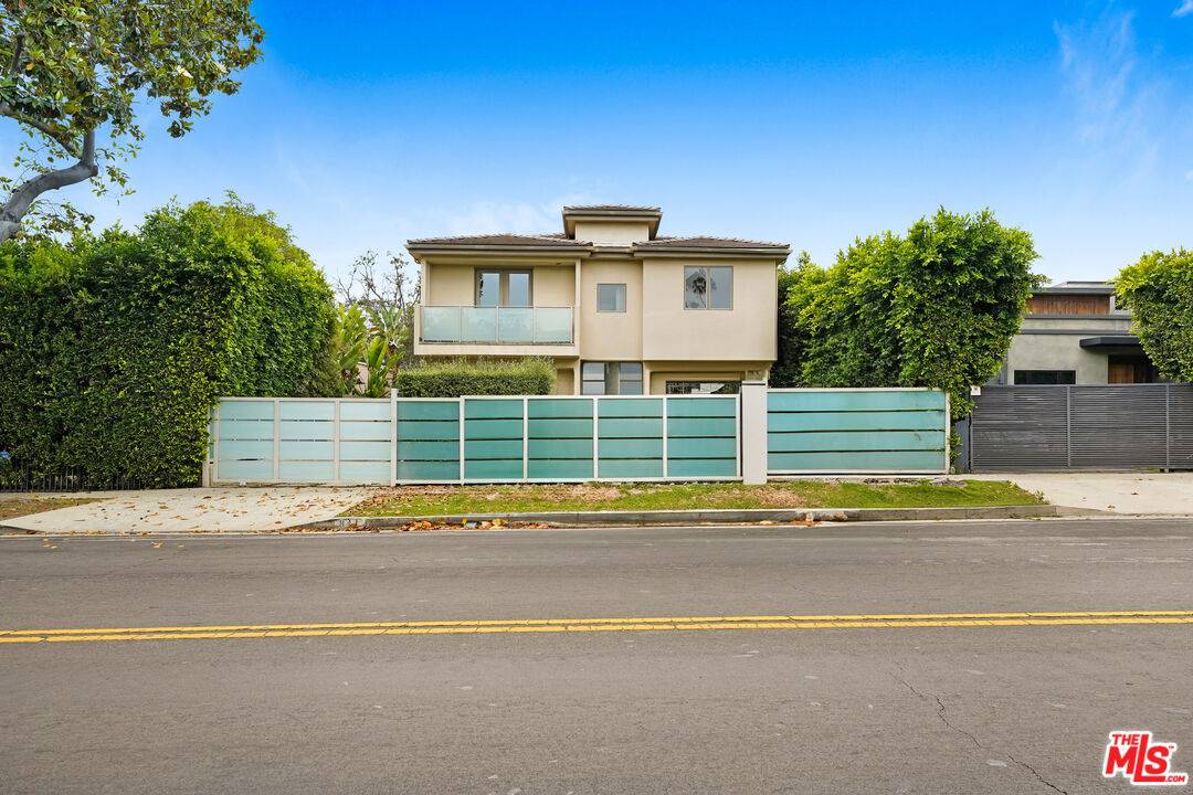 841  N CRESCENT HEIGHTS Blvd 4BR Hollywood Hills East La