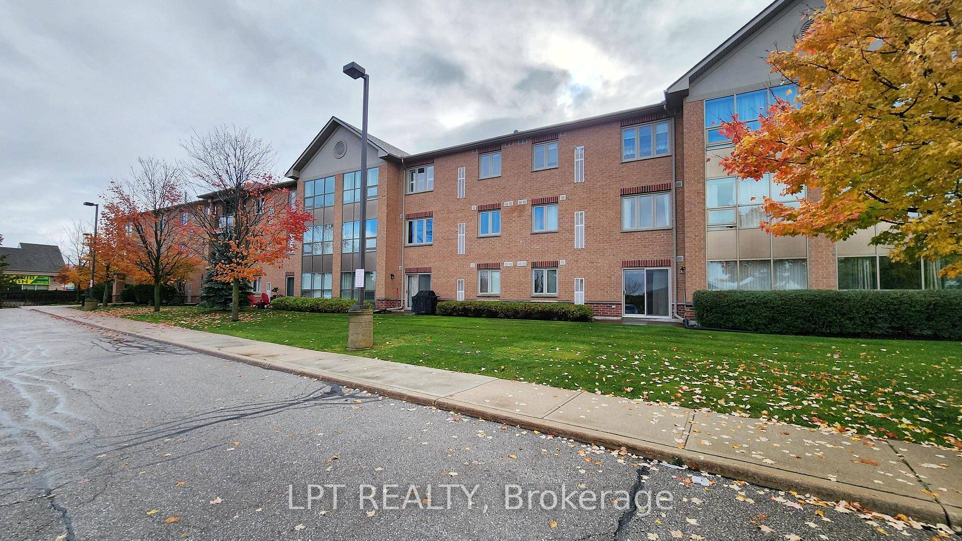 Are You Looking For A Bright, Low maintenance Condo That's Move in Ready And Perfectly Located ?