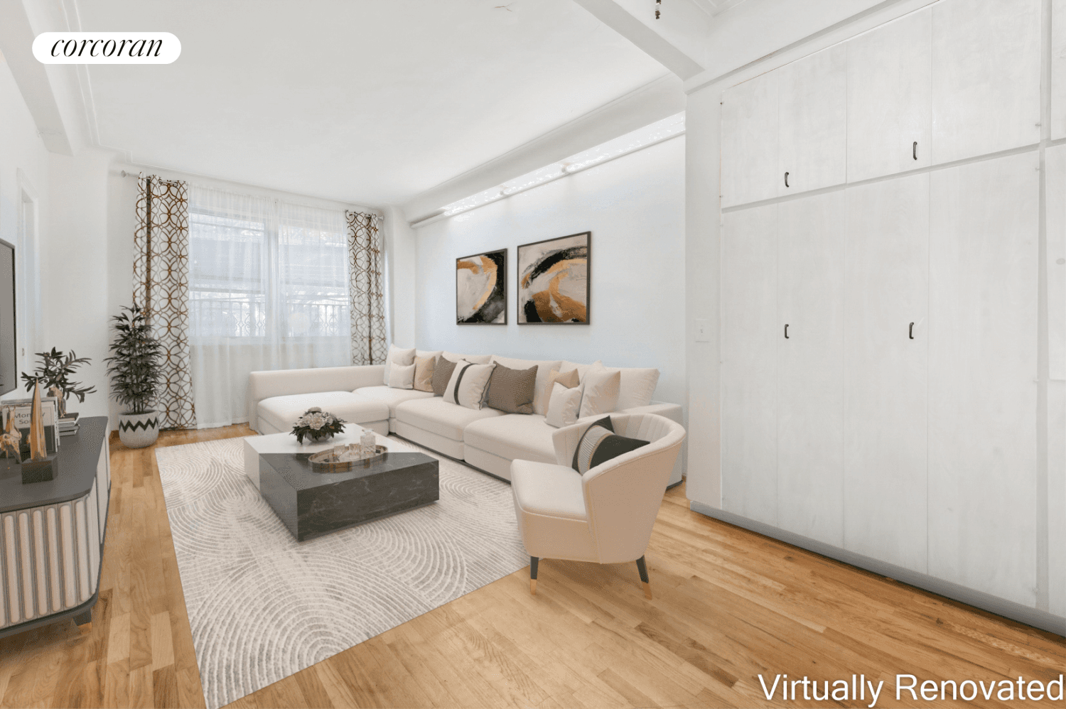 BRING YOUR ARCHITECT ! Discover the perfect starter apartment or Pied a Terre in this spacious, rarely available alcove studio, which can effortlessly be converted into a Jr.
