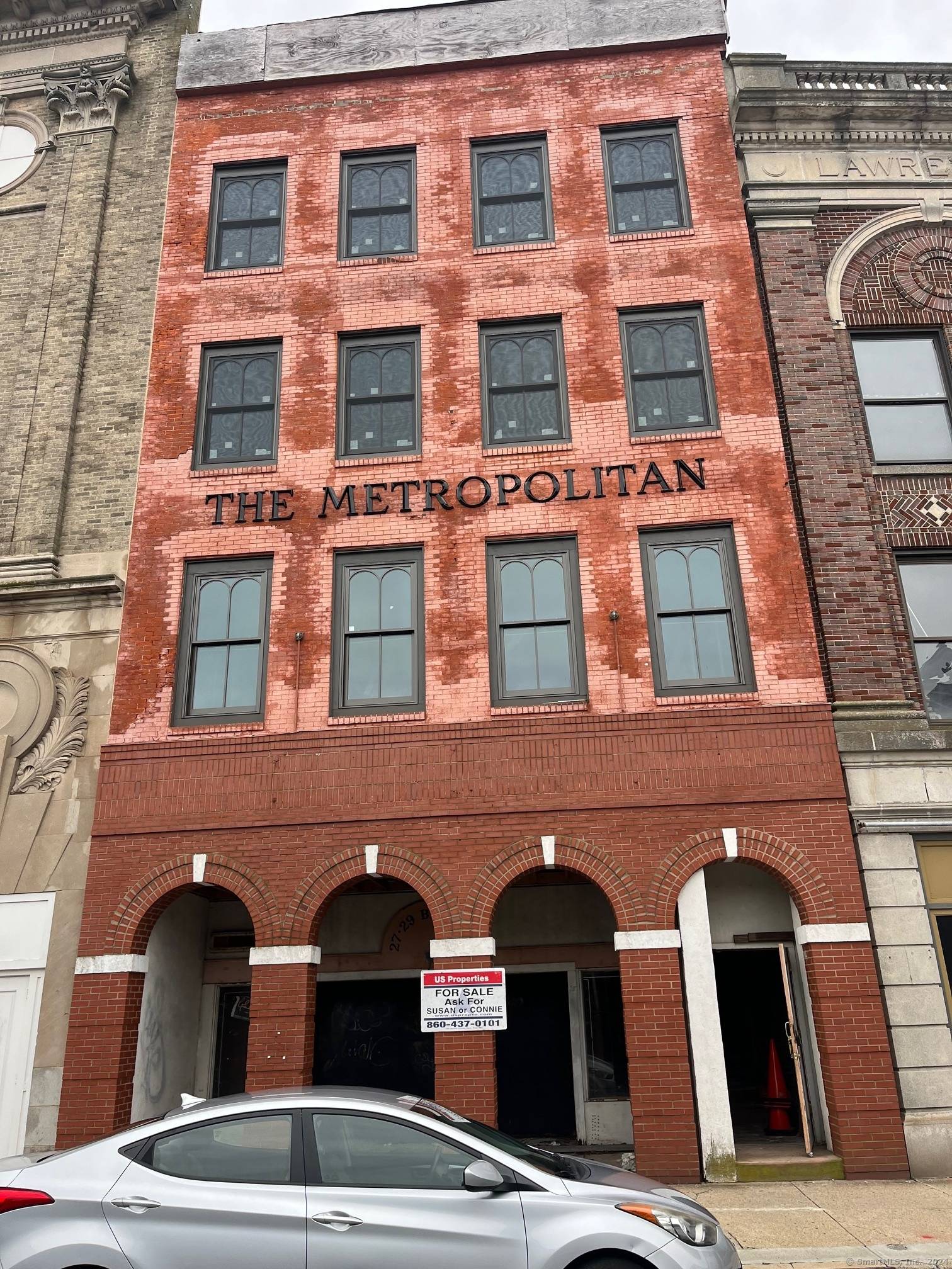 Four story, 11, 656 SF commercial building in the heart of downtown gutted and ready for buildout.