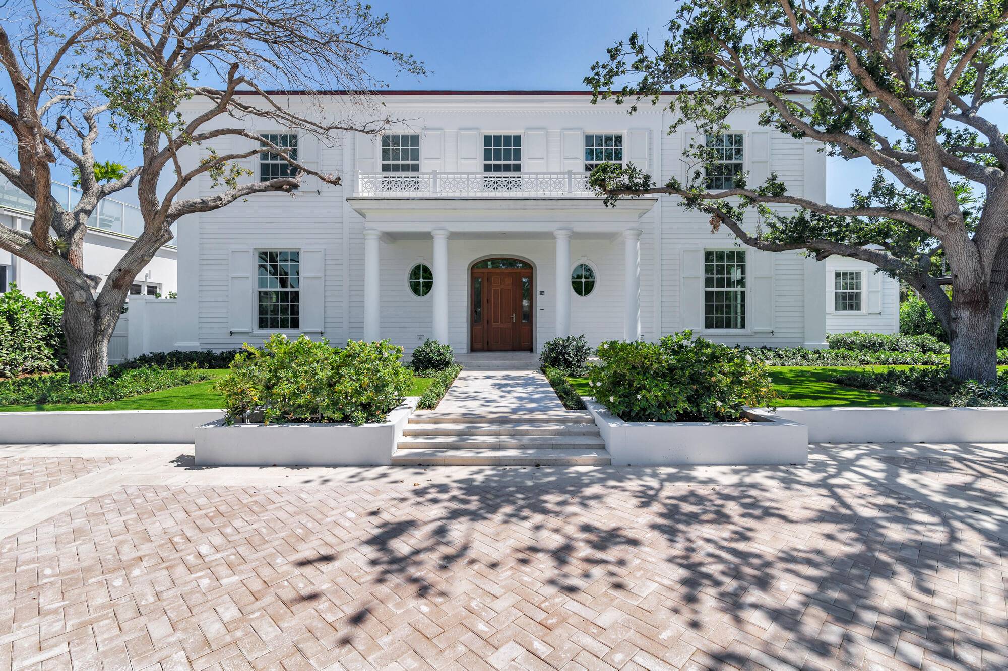 Welcome to this meticulously designed 5 bedroom, 4.