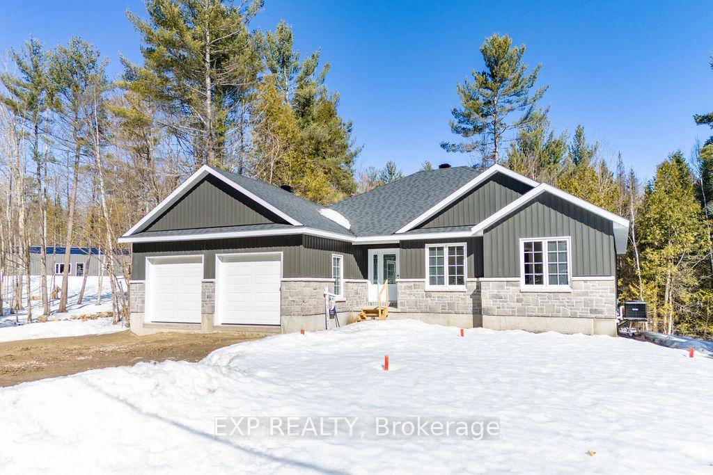 This newly built classy and stylish bungalow is conveniently located approx.