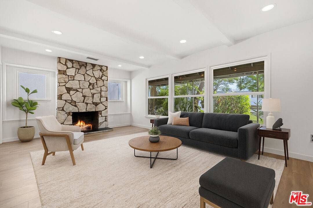 1511   Edris Dr 3BR Beverlywood La