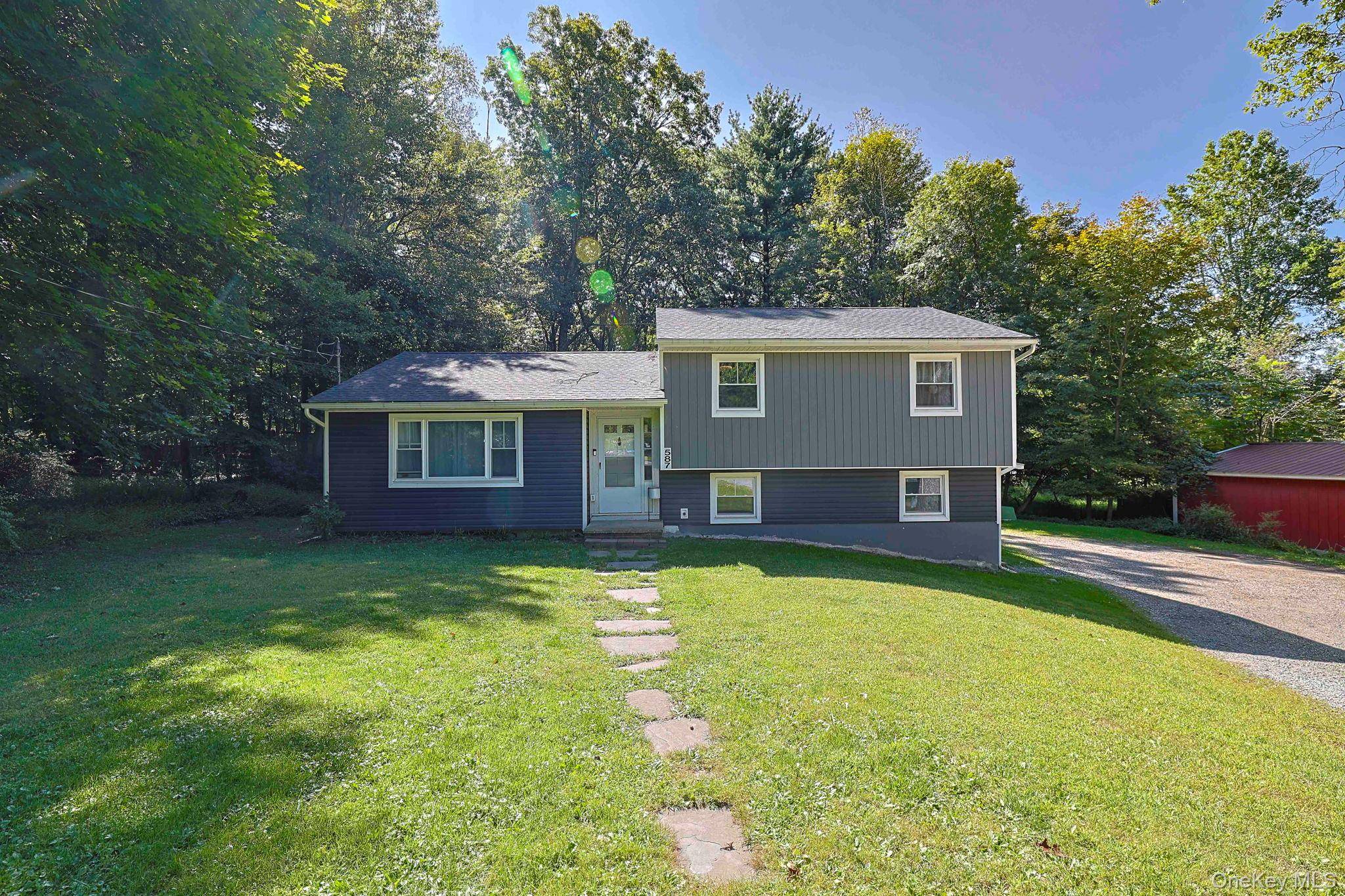 Welcome to 587 Winterton Road !