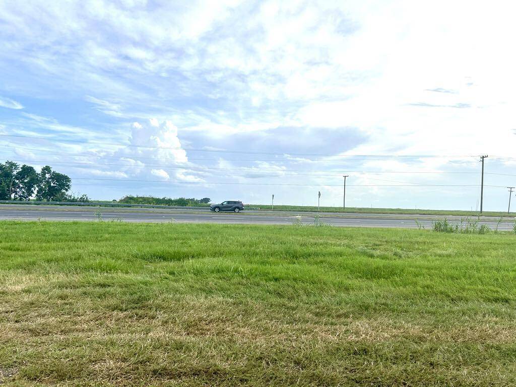 Prime vacant land available on US Highway 27 !