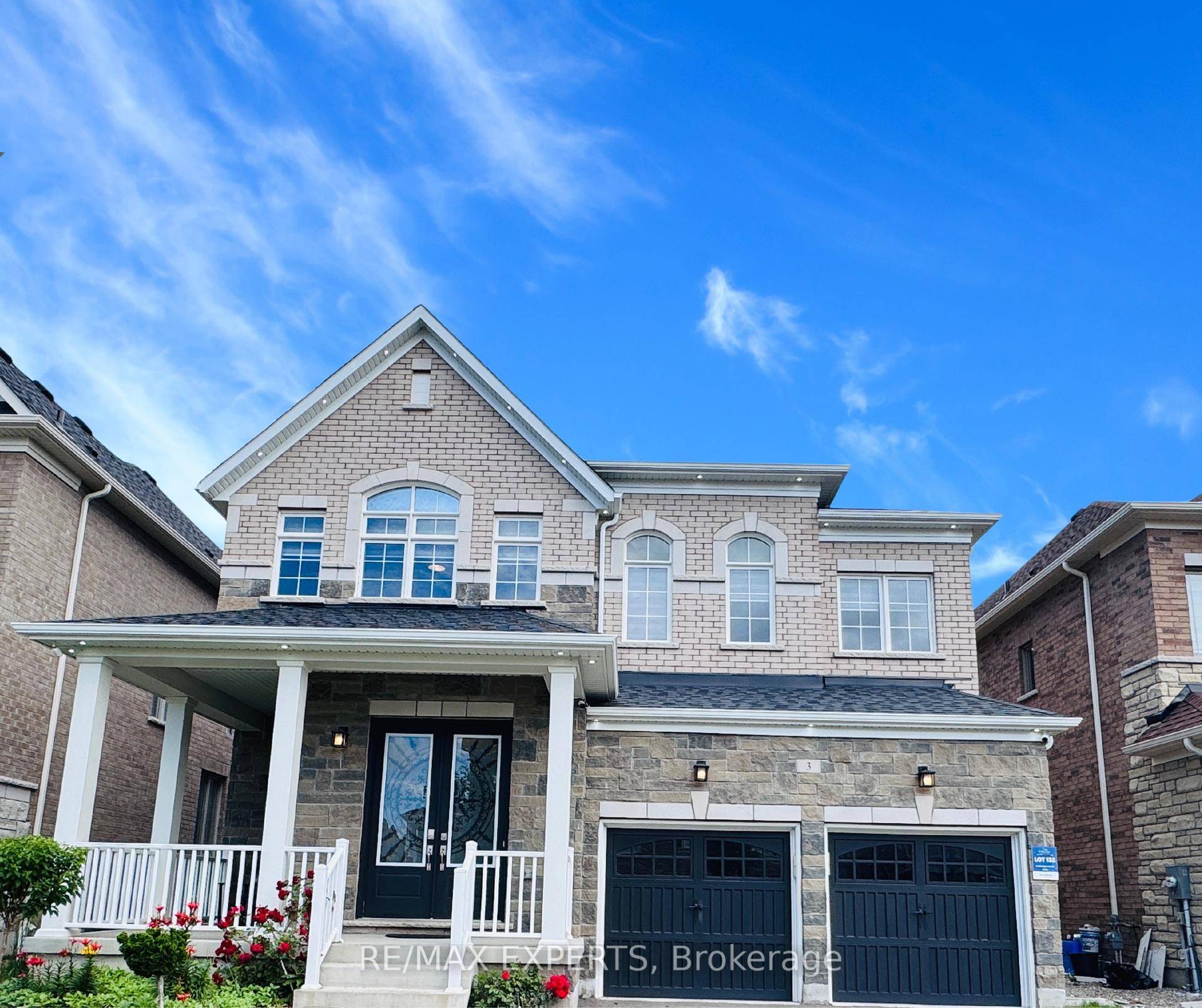 Welcome to this stunning, fully upgraded 4 1 bedroom, 4 bath luxury home in the sought after Caledon East community !