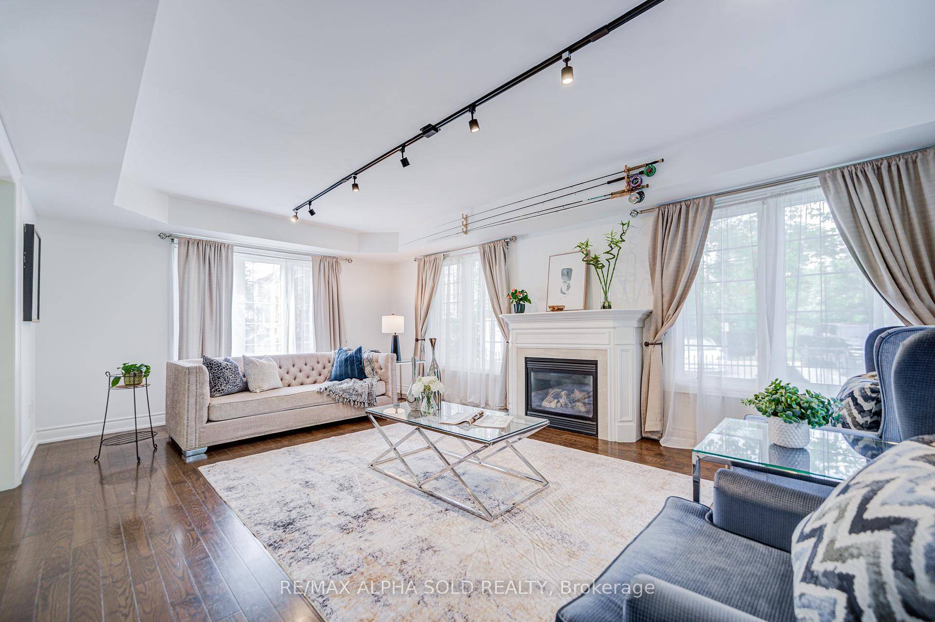 Stunning Former Model Home in Prestigious Aurora Sanctuary Town Manors by Kylemore !
