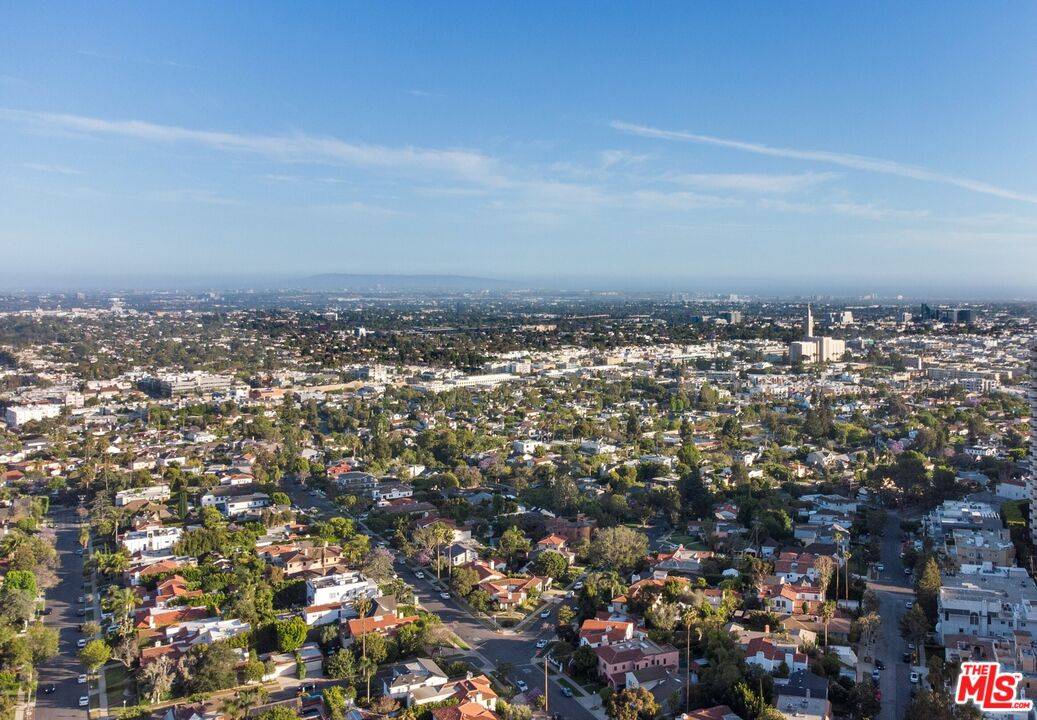 10430   WILSHIRE BLVD 2BR Westwood La