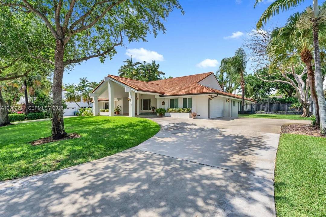 Welcome to this beautiful residence in the highly sought after Falls neighborhood.