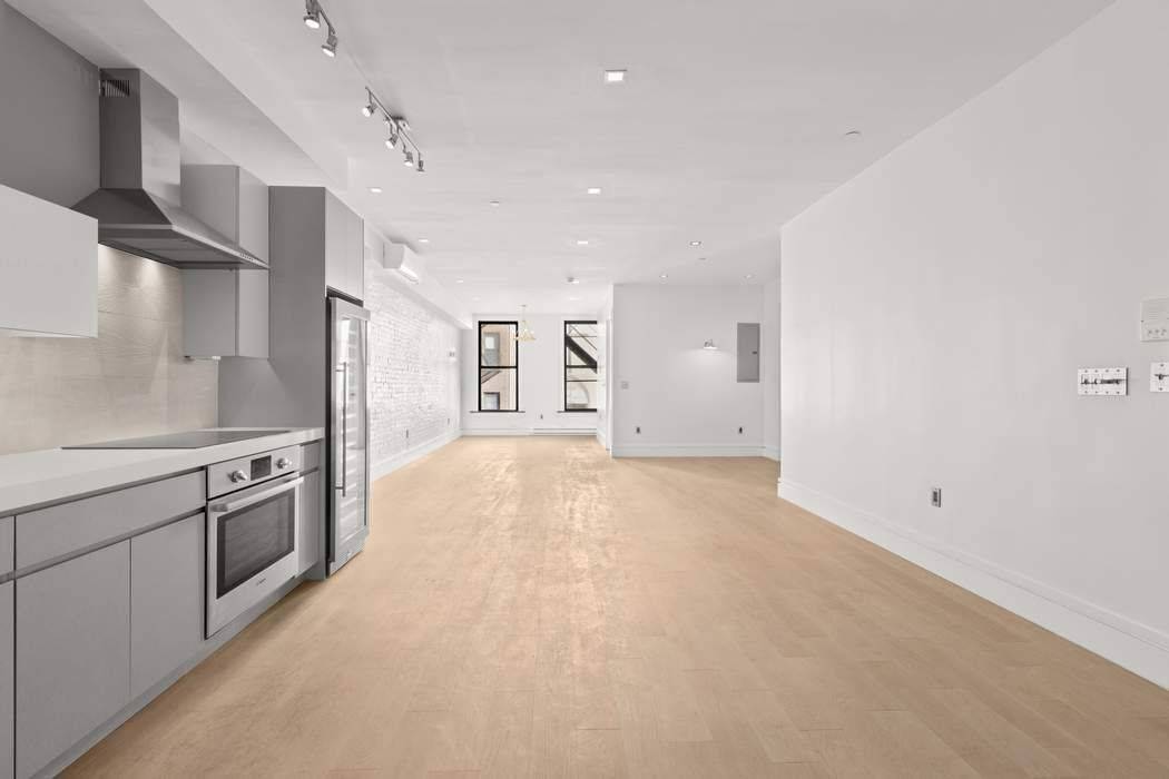 An extraordinary investment opportunity awaits in the vibrant heart of Hell s Kitchen an iconic neighborhood celebrated for its energy, culture, and world class dining.
