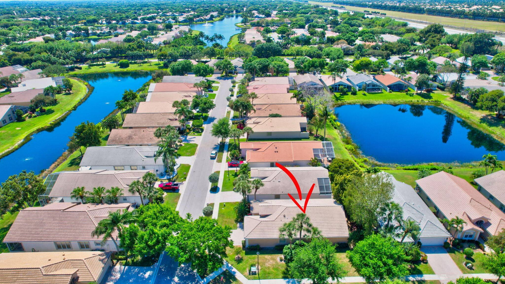 Discover your dream home in the prestigious Valencia Lakes community !