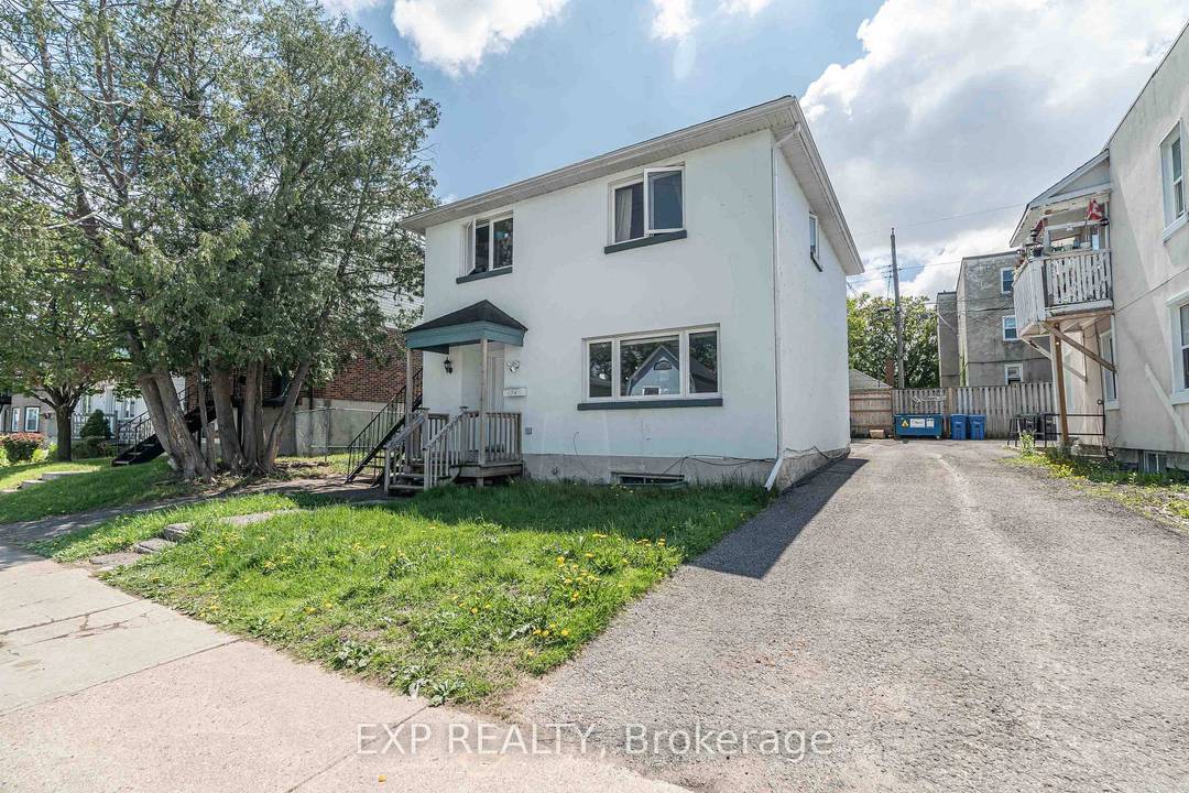 FULLY FURNISHED and beautifully updated 2 bedroom basement unit seperate entrance in an excellent central location in Ottawa, steps away from the bus stop and about 5 min away from ...