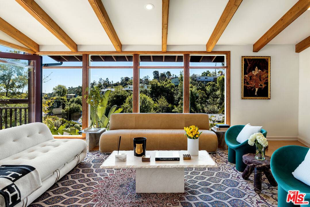 2251   Sunset Heights Dr 3BR Hollywood Hills East La