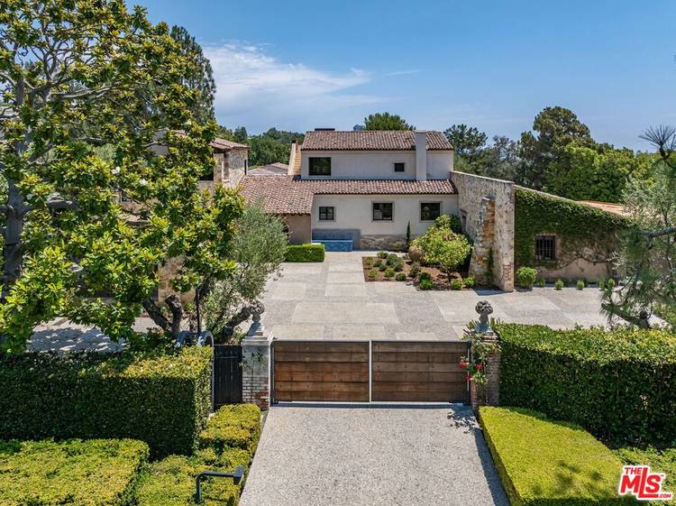 976 N Alpine Dr 5BR Hollywood Hills East La