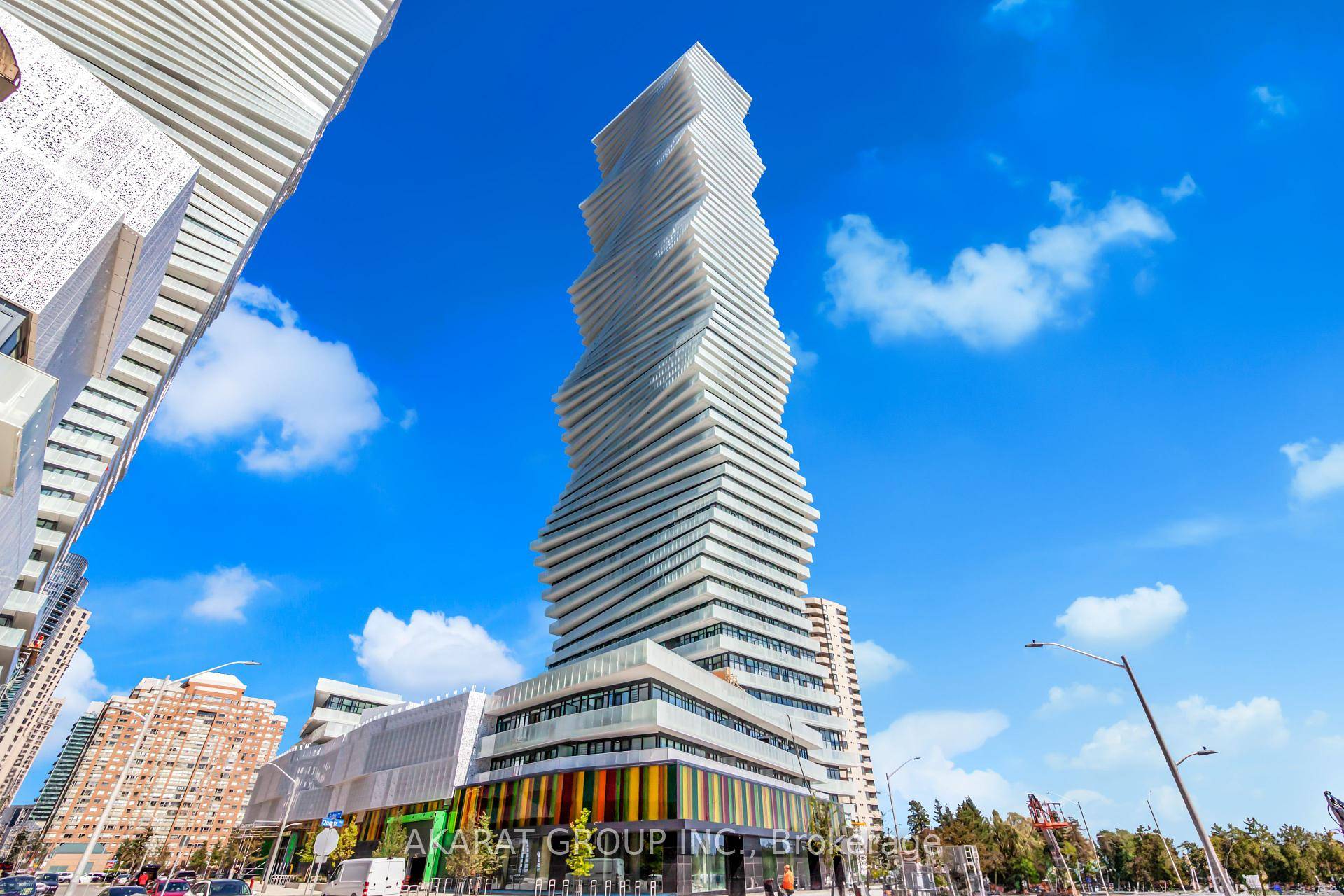 Welcome to the pristine 2 BR Den 2 WR condo nestled in the sought after M City development.
