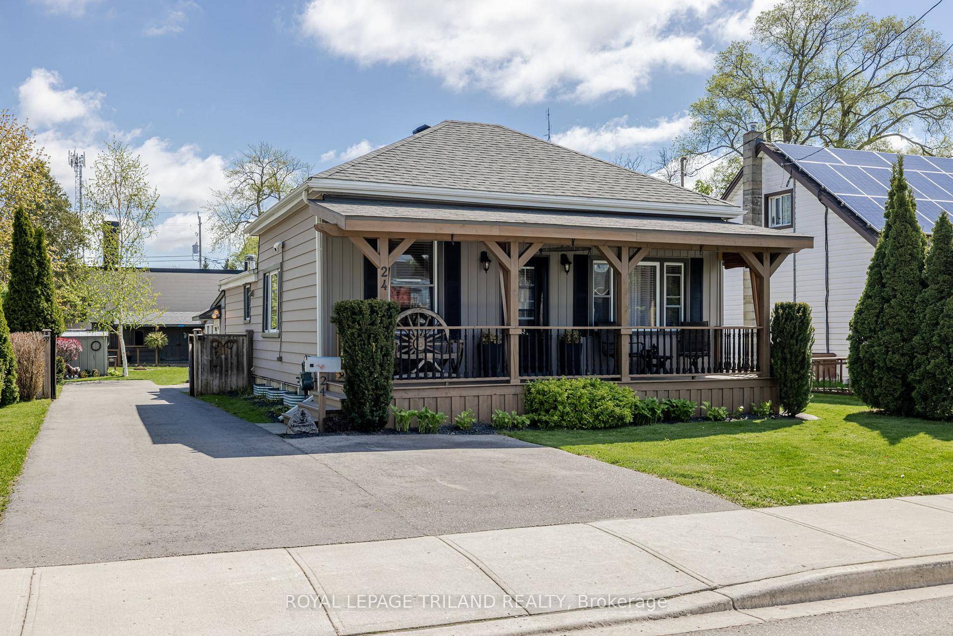 Welcome to 24 Muir Street a rare opportunity to own a fully renovated residential bungalow nestled in a light industrial zone, offering incredible flexibility for both living and business.