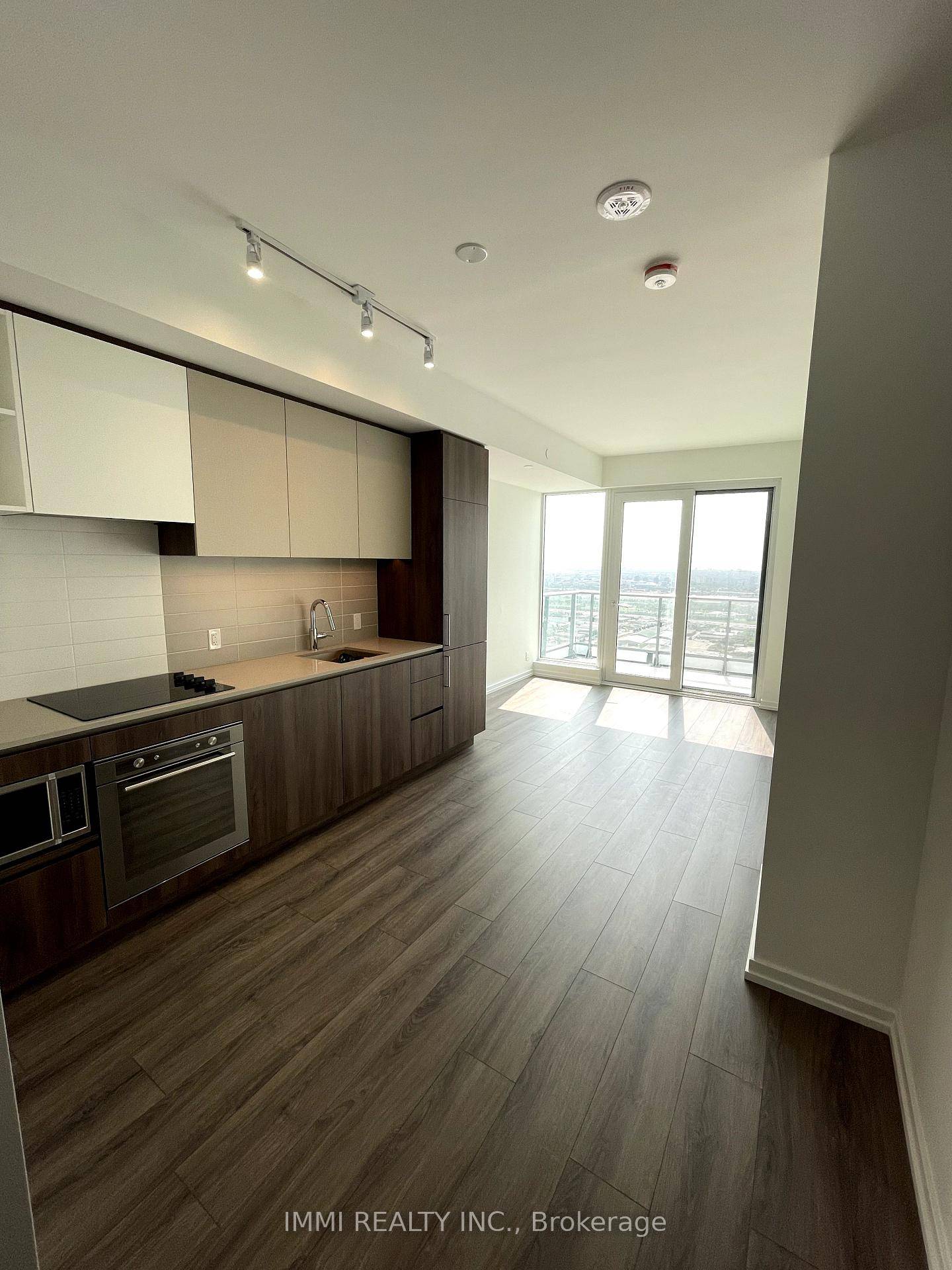 High Floor Luxury Condo, Spacious 1 Bedroom Den Suite with 2 Bathrooms, Den can be used as a bedroom, At The Stunning Transit City Tower In a Prime Location In ...