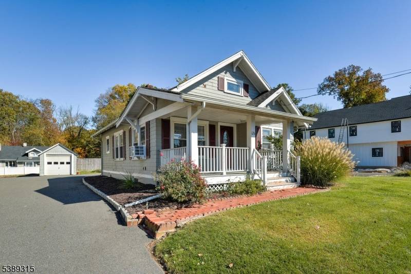 This Move in Condition home is one your buyers investors will love.