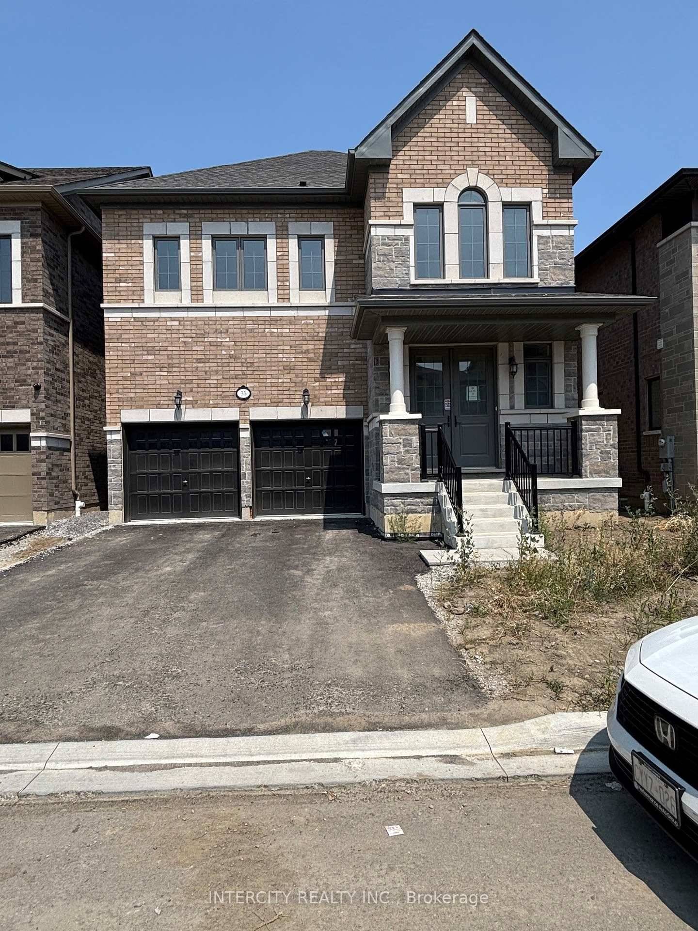 Welcome to prestige Mayfield Village !