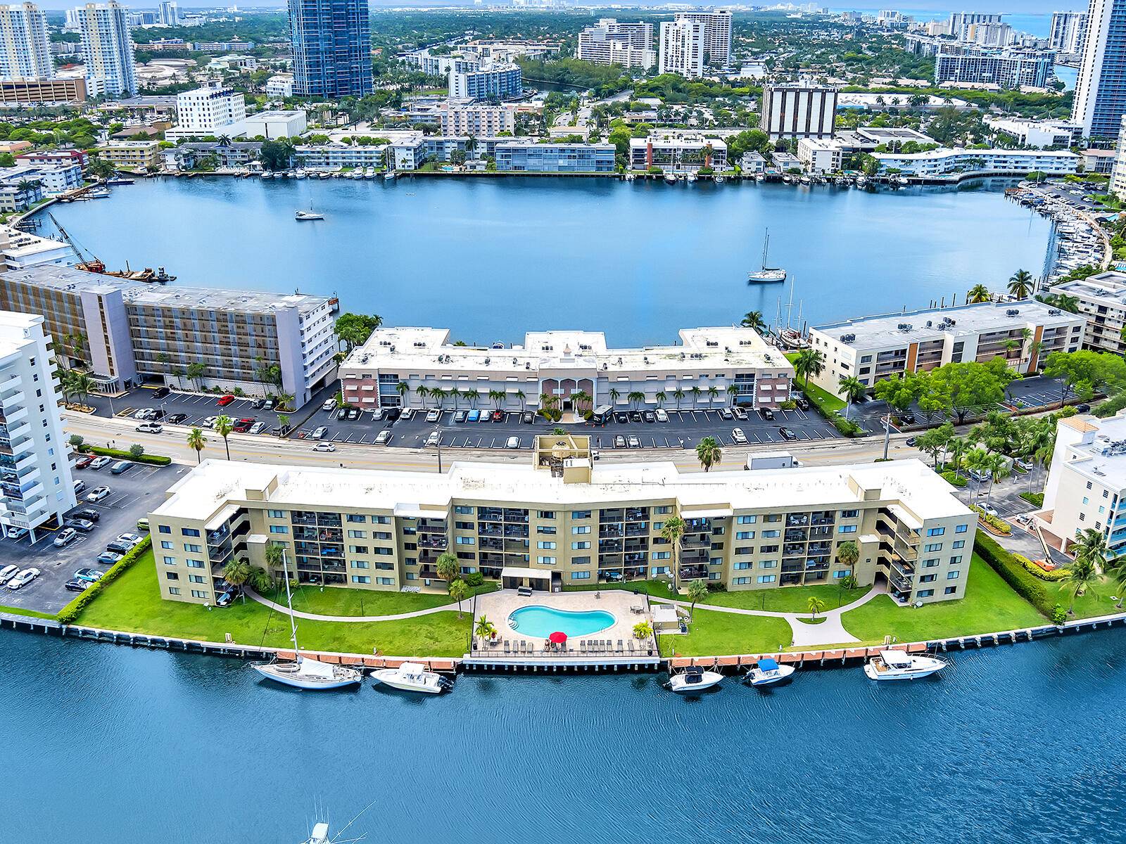 Spend the winter in paradise !