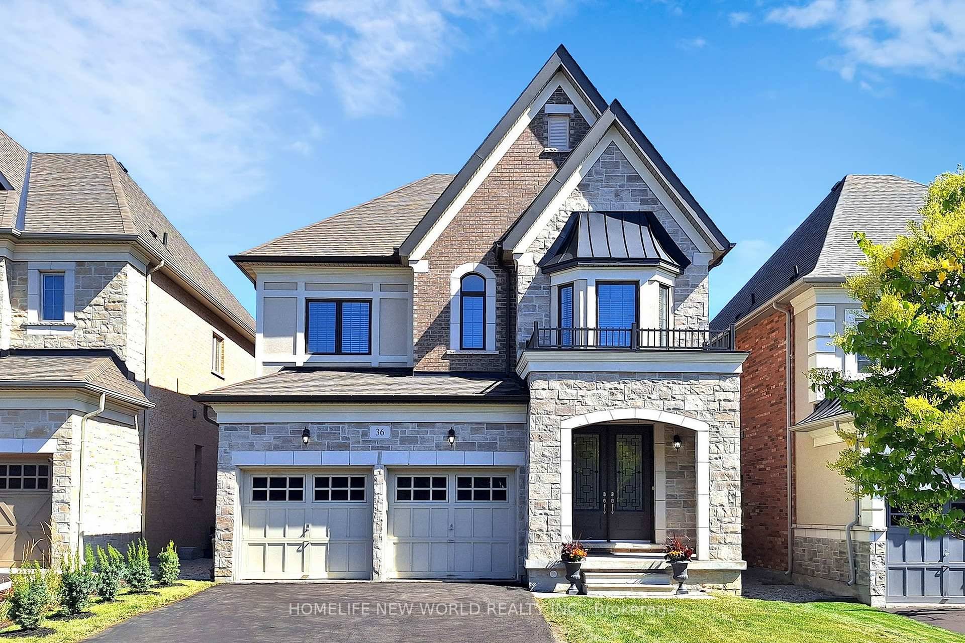 Welcome to this 2935 sf home in the coveted Aurora Grove community !