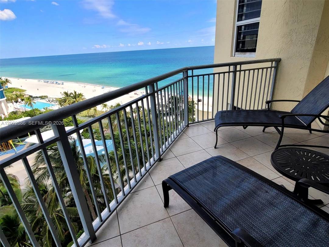 Experience breathtaking, unobstructed oceanfront and Samson Park views from this highly desirable 07 line residence in the heart of Sunny Isles Beach.