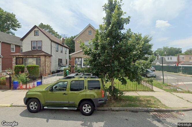 Welcome to Cambria Heights a lovely area of Queens.