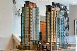 Bright amp ; Spacious Corner Unit With A Magnificent North West Unobstructed View, Fully Functional 2Bdrm 2 Full Bath Unit With A Functional Layout.
