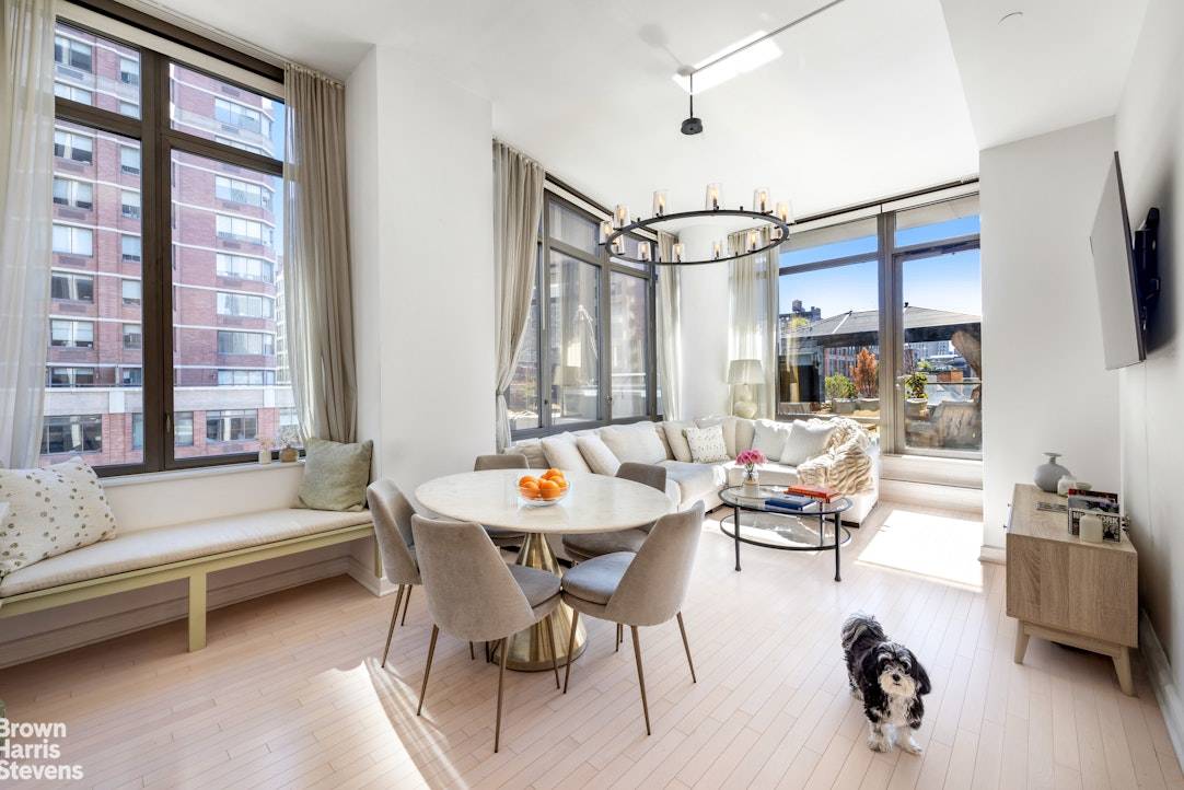 Chelsea Stratus Corner 2BR with 863 SF Private Terrace Light, scale, and privacy define this two bedroom, two bath corner residence at Chelsea Stratus.