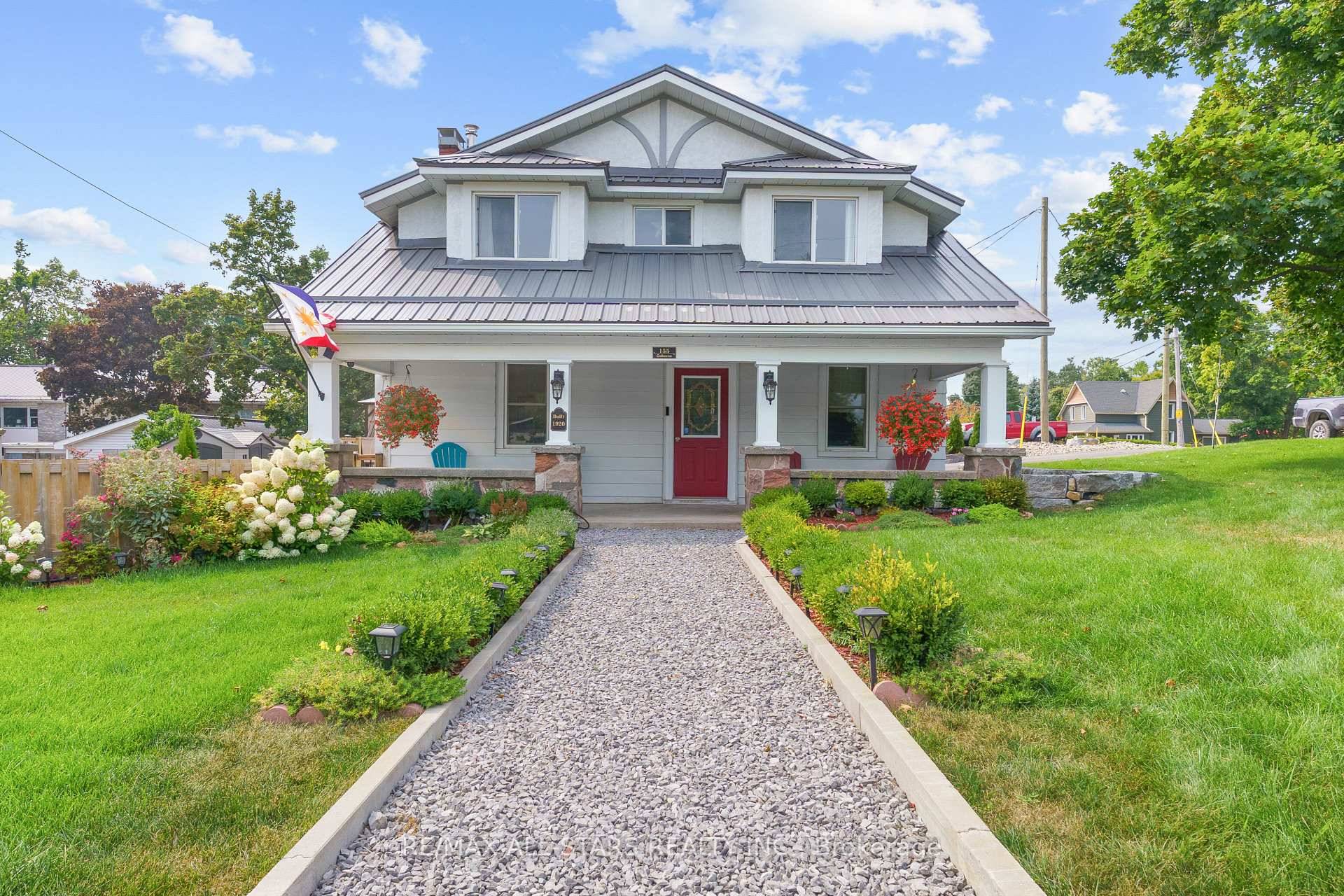 This delightful 1. 5 storey home offers the perfect blend of character and modern updates, all within walking distance to the heart of Fenelon Falls.