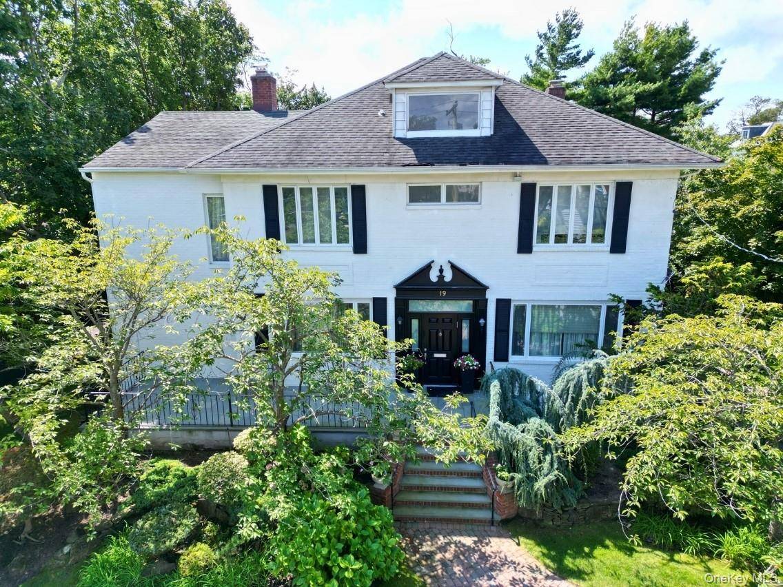 Stunning 5 Bedroom Colonial with Resort Style Backyard amp ; Finished Basement.