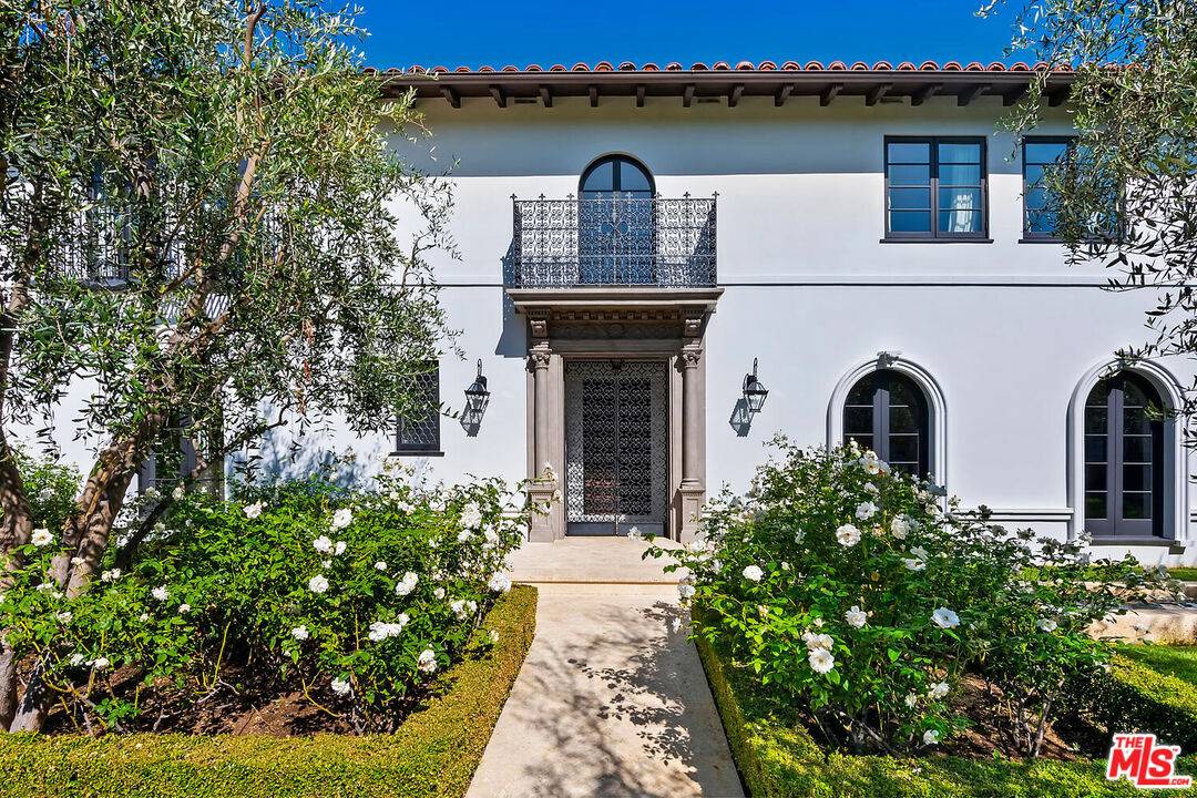 704  N Palm Dr Beverly Hills Post Office | B.H.P.O. LA