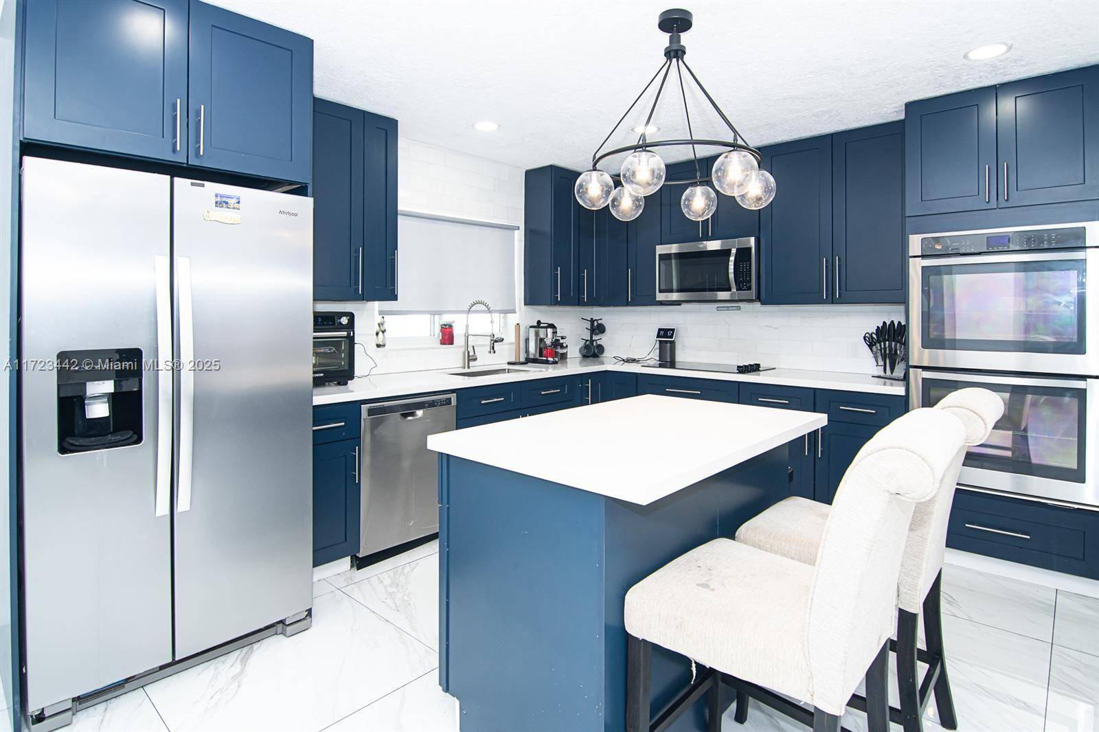 Single family home in a corner lot with a lovely covered patio front entry, 4 bedrooms and 2 bathrooms, with new Whole Home Water Filtration system and updated electrical system.