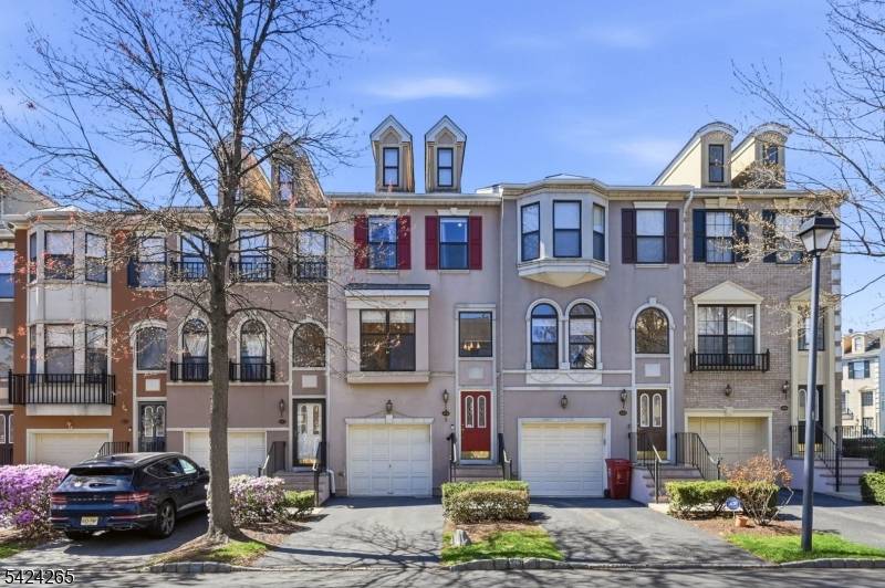 Beautifully renovated tri level townhome in the highly desirable Cambridge Heights community, offering approx.