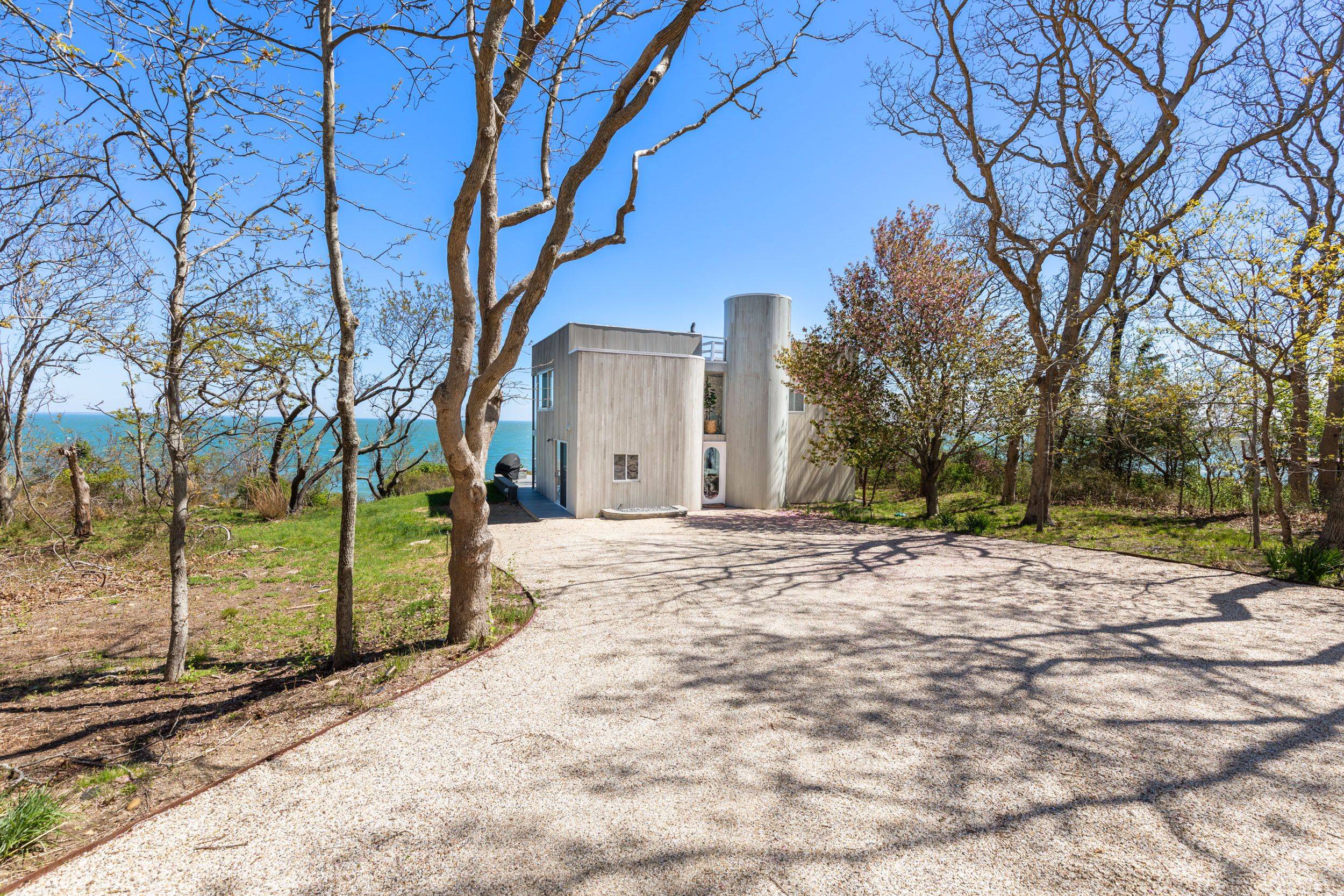 Recently updated 4 bedroom with Waterfront views!!!