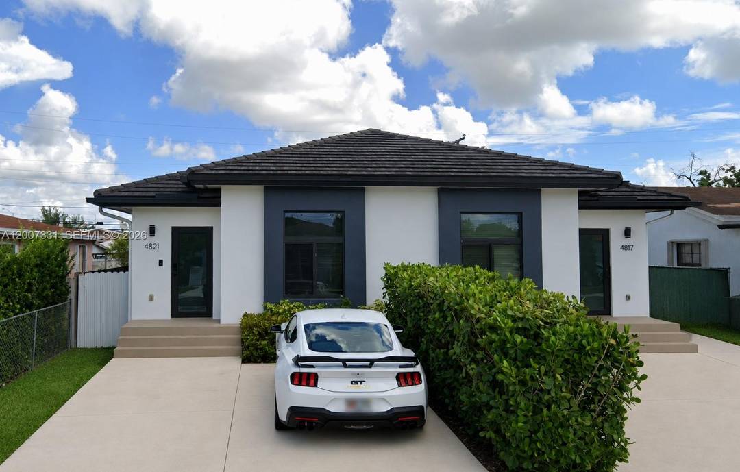 Rare opportunities like this in Hialeah are hard to find.