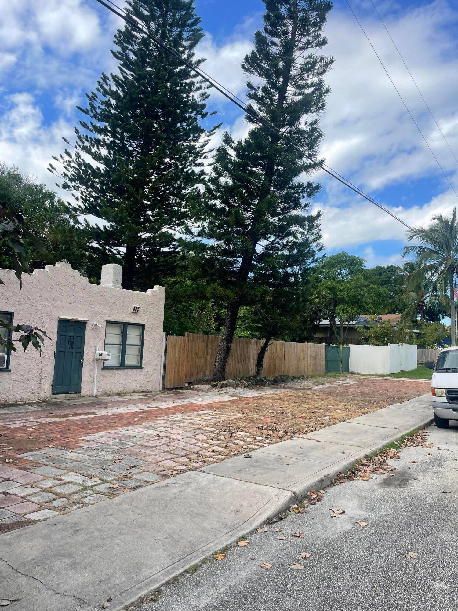 Great opportunity. 333 acer in heart of West Palm Beach.