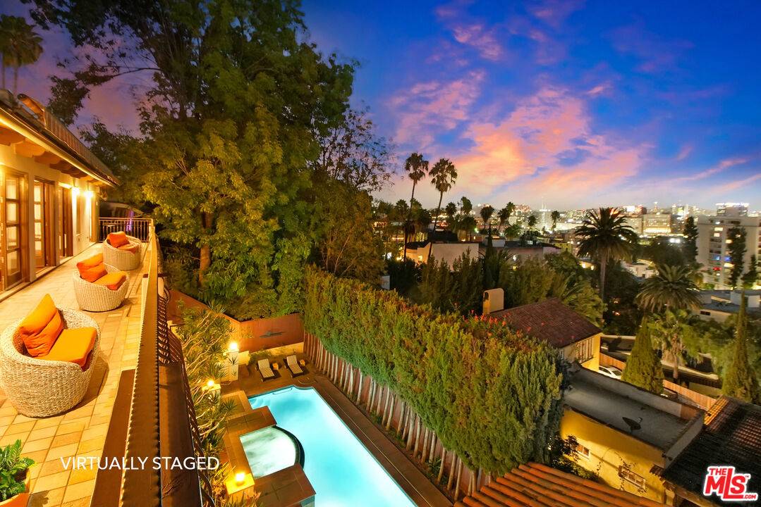 6640 Whitley Ter 5BR Hollywood Hills East La