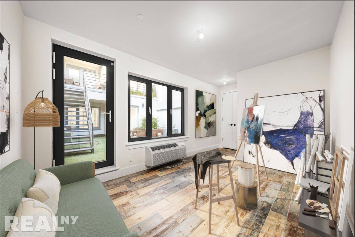Residence 1B at 282A Nassau Ave is a uniquely spacious and versatile home within Greenpoint's exclusive Mylo House condominium complex.