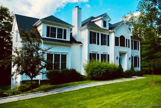 Stunning 4 Bedroom Colonial in Prestigious Farmstead Acres Subdivision 4 Bedrooms 3.