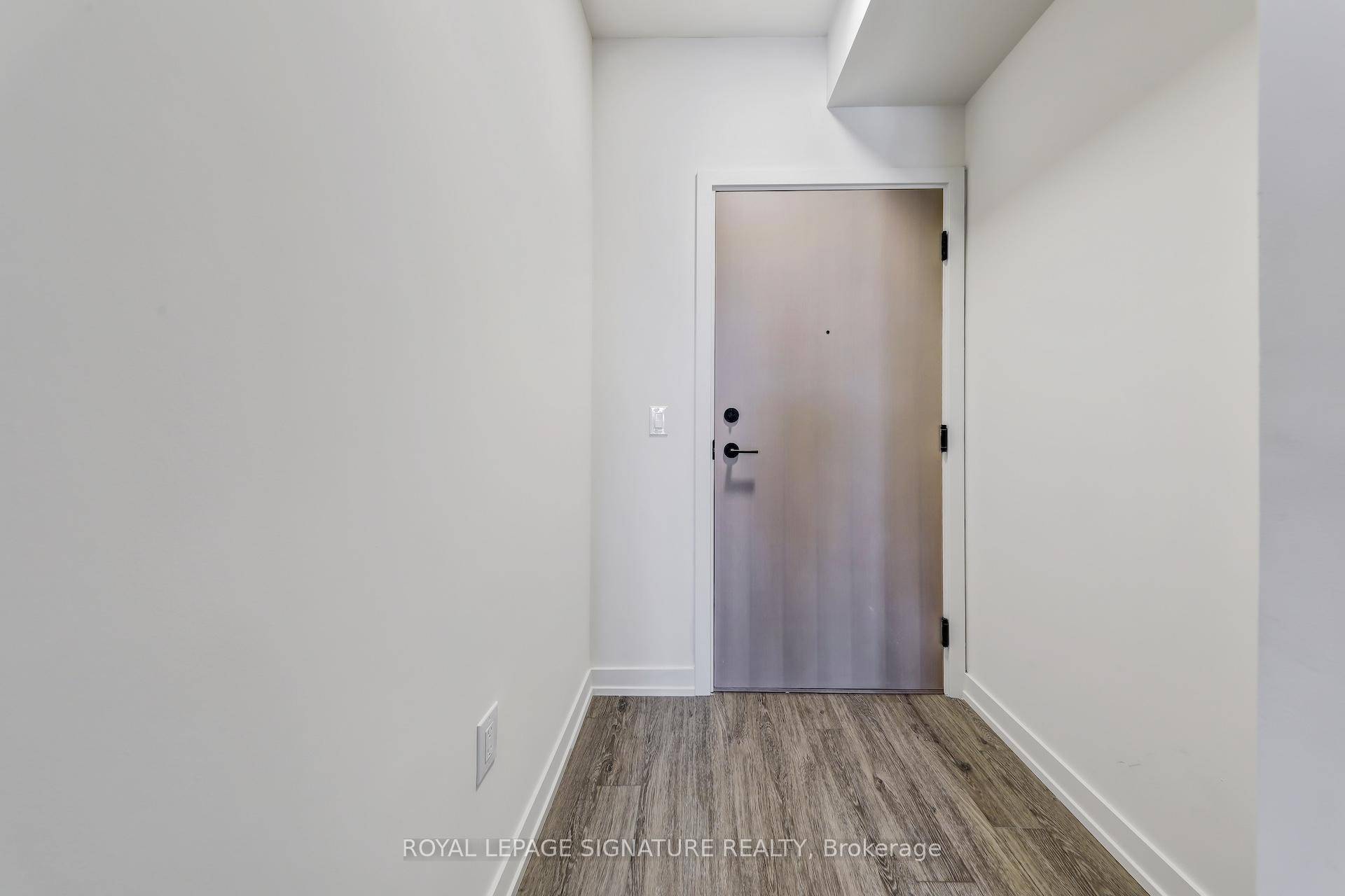 Welcome to 181 Sterling Rd a stunning and spacious 2 Bedroom, 2 Bathroom suite located in the heart of Toronto's vibrant Junction Triangle.