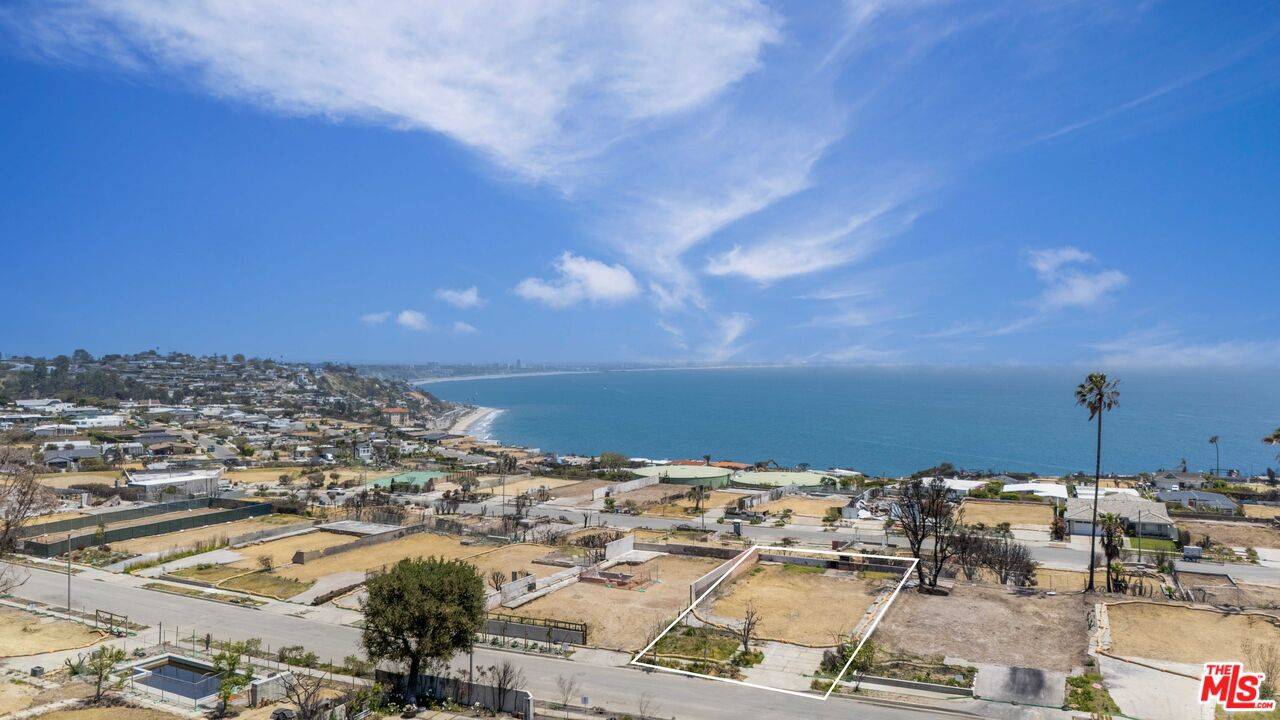 18428   Clifftop Way Malibu La