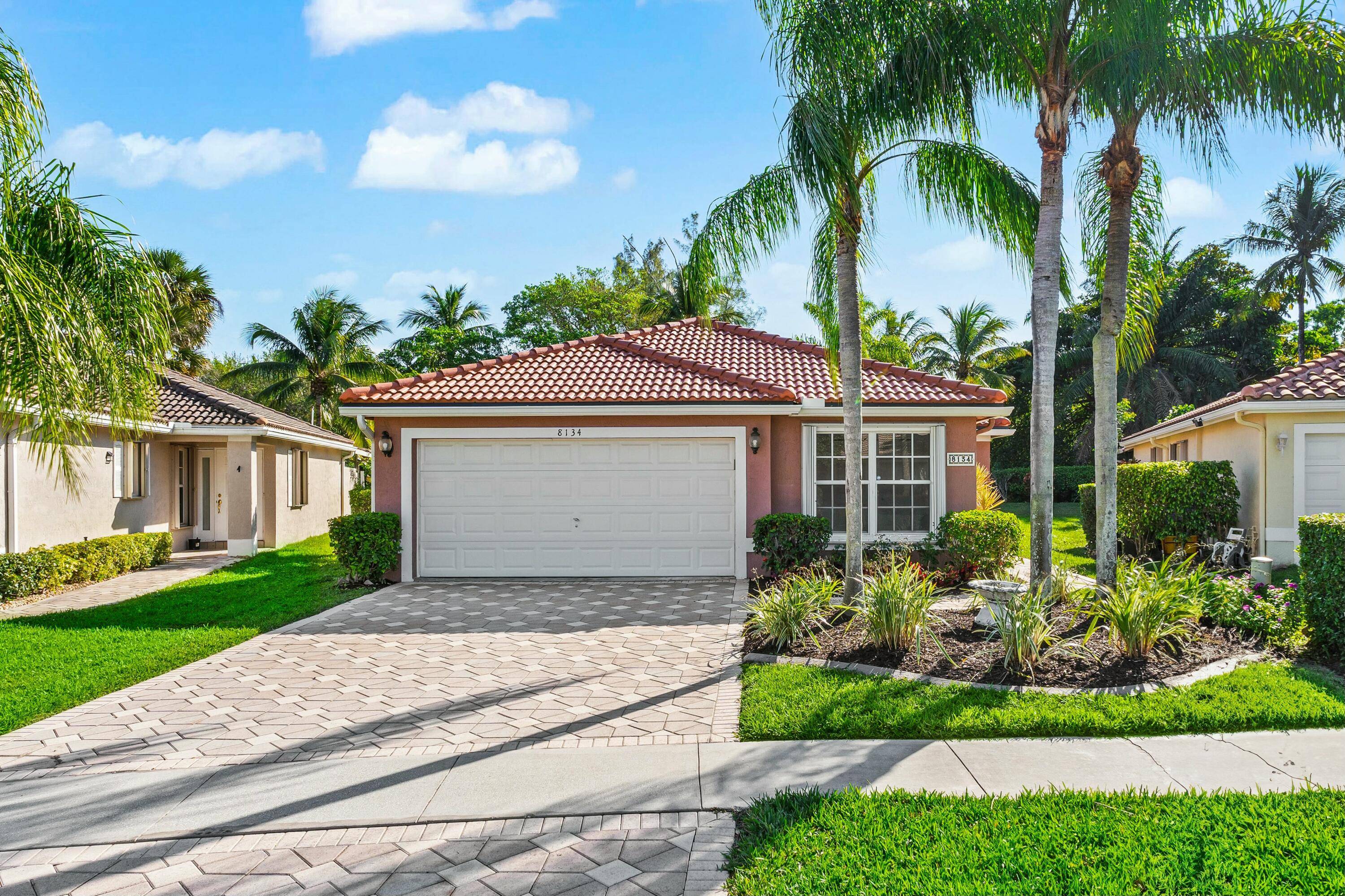 RENOVATED 3 2 SINGLE FAMILY HOME IN GATED COMMUNITY FEATURING A NEW ROOF, NEW KITCHEN, NEW FLOORS, NEW APPLIANCES.