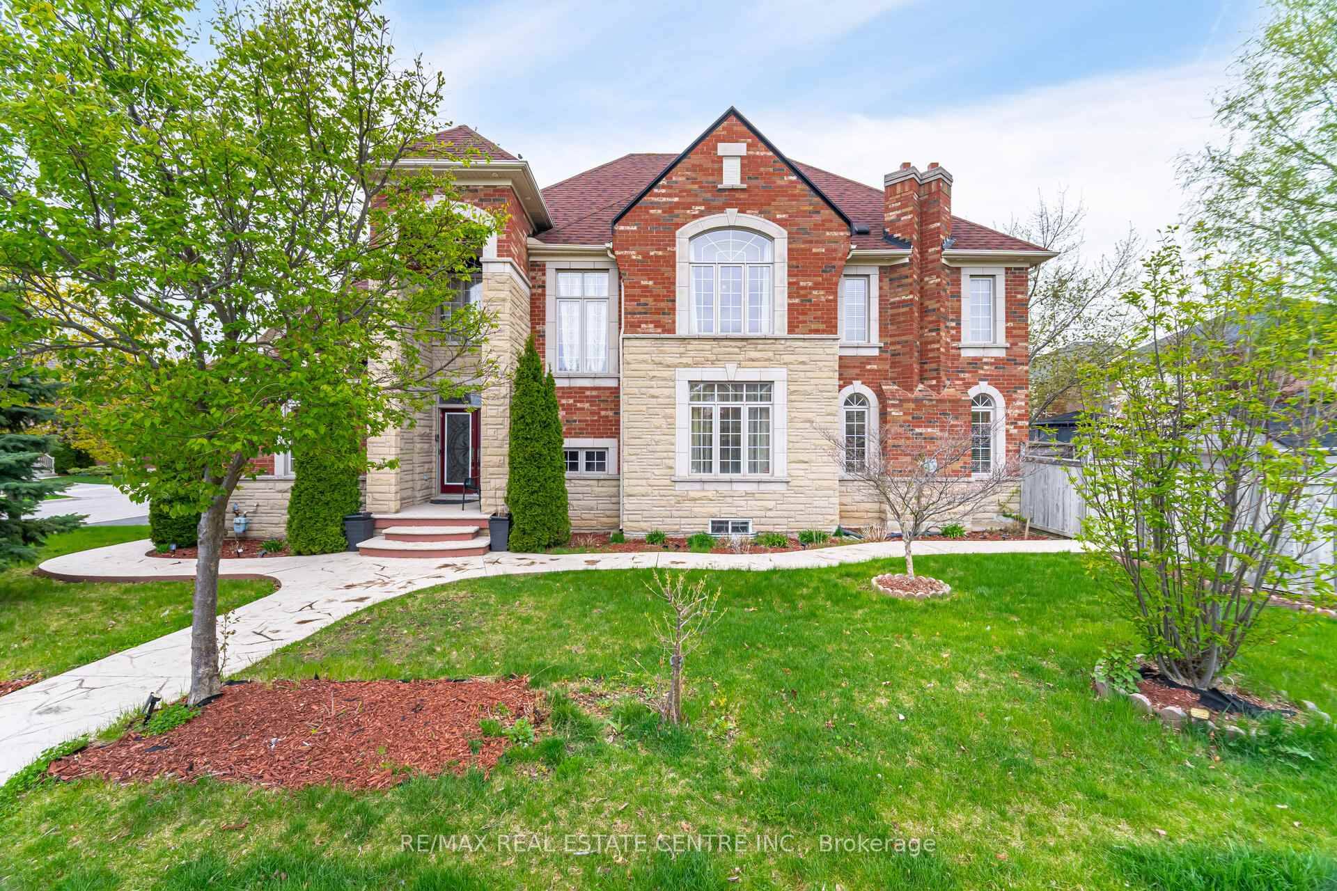 Amazing Cache House corner Lot, with amazing layout, 4 1 Bdrm, 5 Bath, It Features 9Ft Ceilings On Both The Main Level And Bsmt, Gorgeous Hardwood Flrg On The Main ...