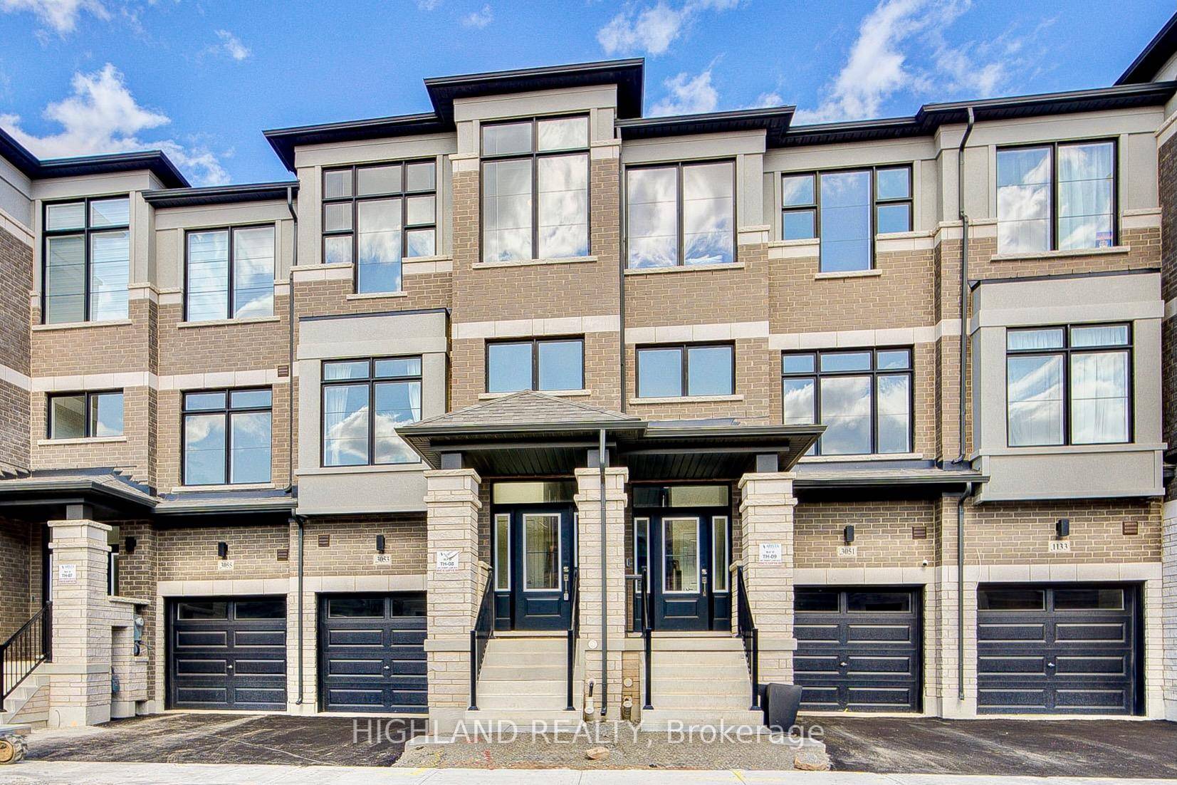 Brand New amp ; Rare Two in One Luxury Townhouse 4 Bedrooms 3.
