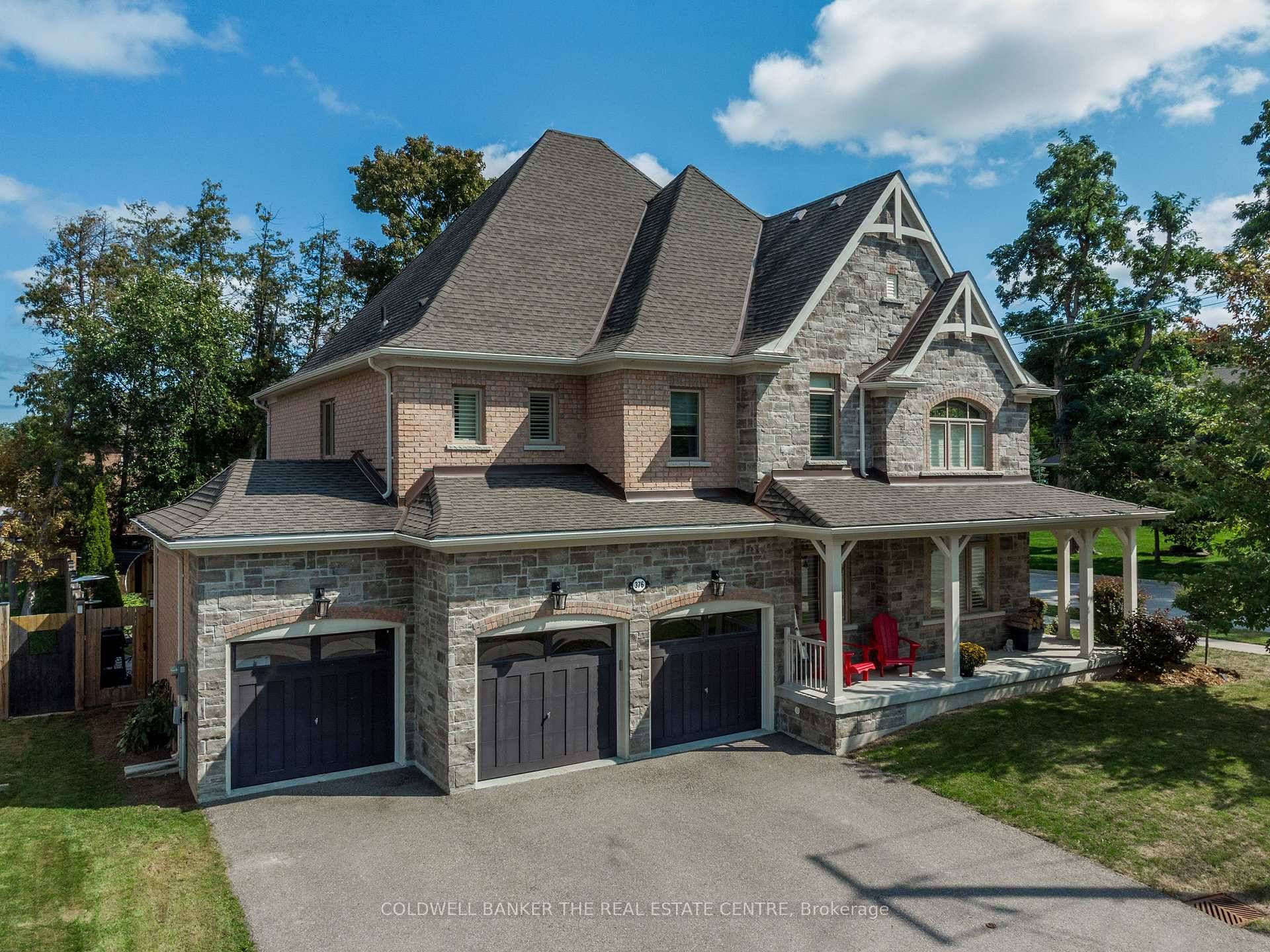 This beautiful home is located in a prestigious Barrie waterfront community, just a short walk to waterfront parks.