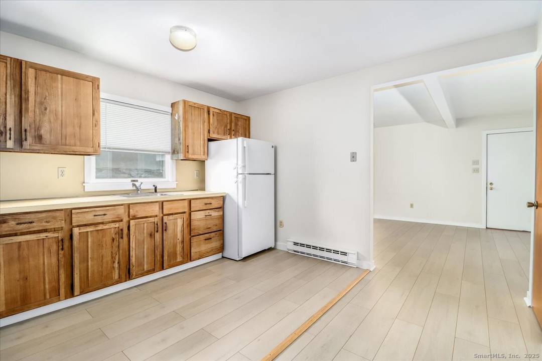 Village Center Jewel ! Looking for a flexible, high potential investment opportunity ?