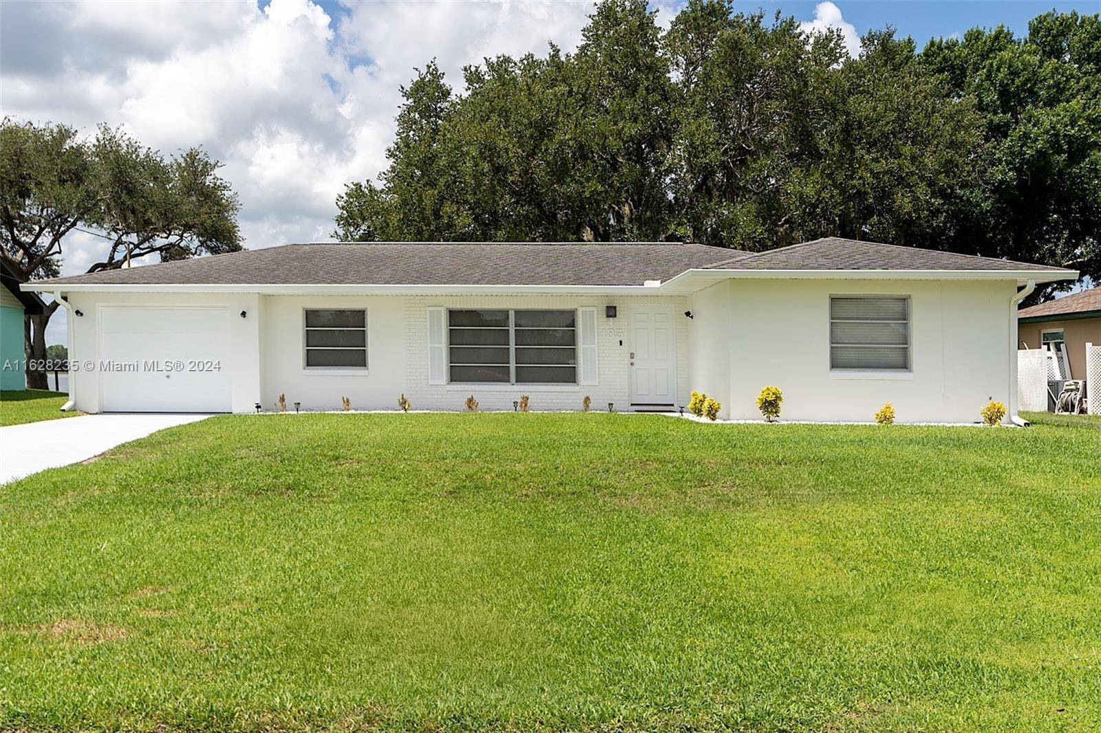 This stunning lakefront home offer amazing sunset views and white sandy beach bottom, perfect for your waterfront lifestyle.