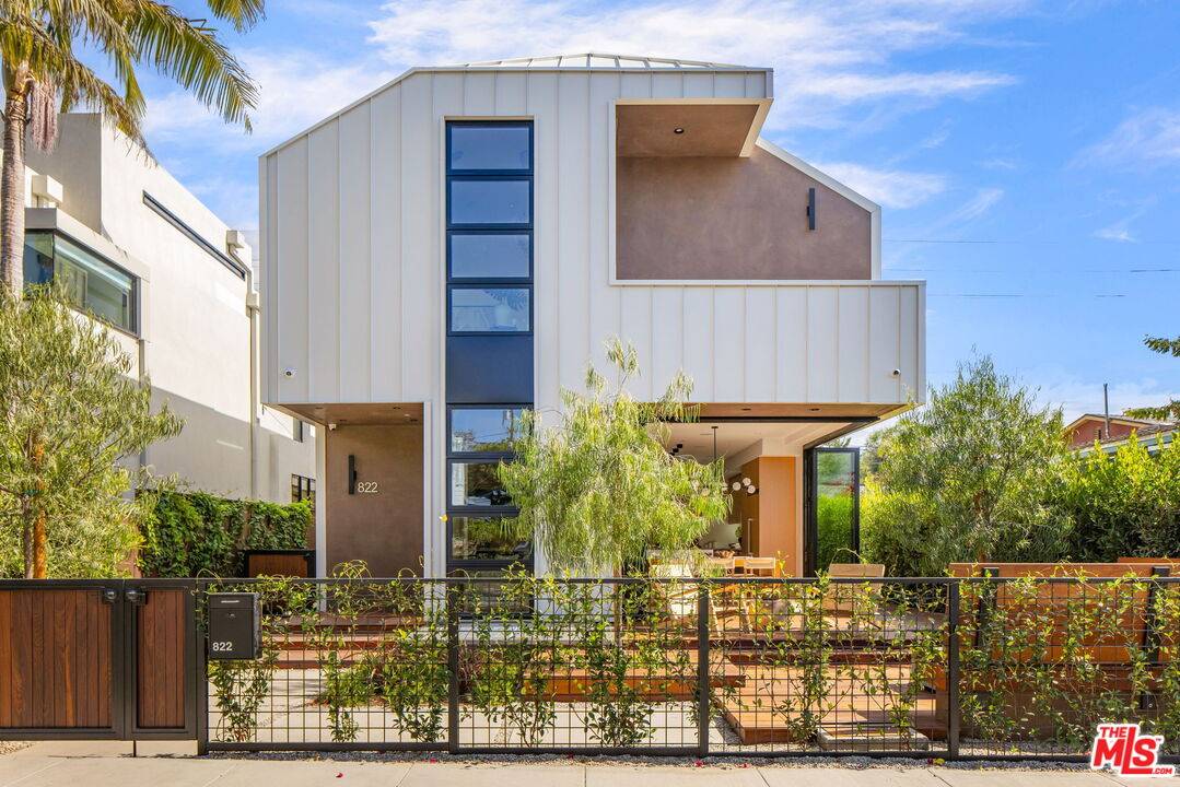 822 Superba Ave 4BR Marina Del Rey La