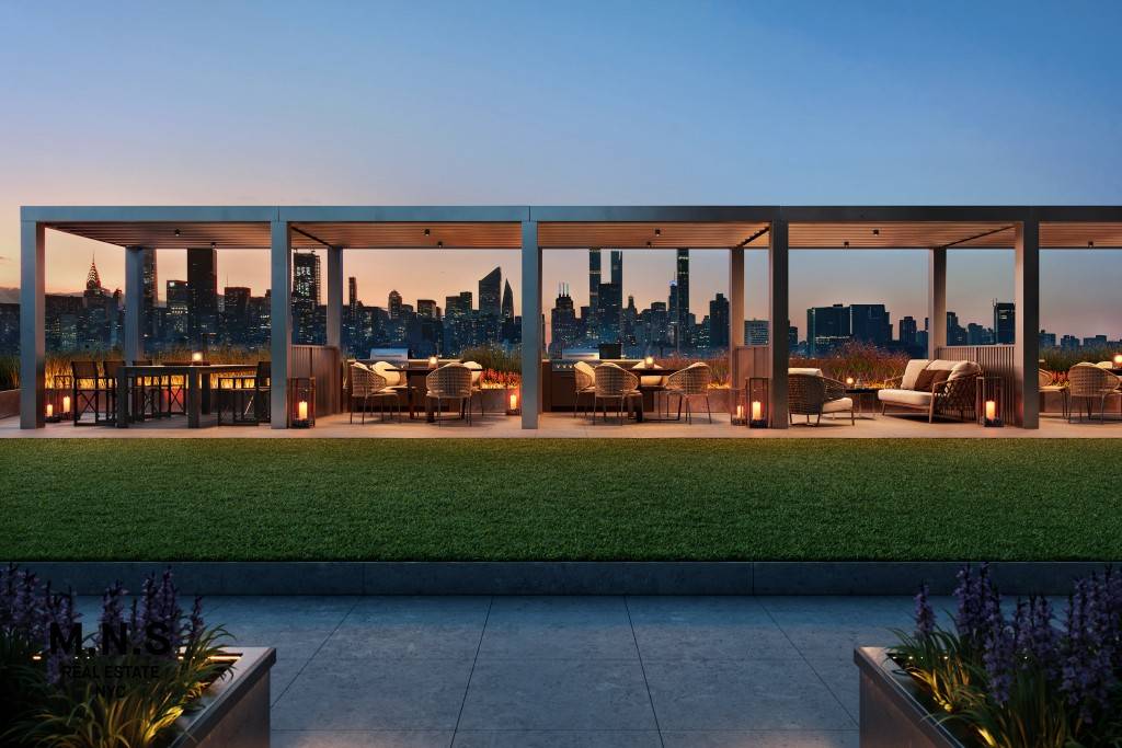 Welcome to Lumen LIC, a premier luxury rental building situated in the vibrant neighborhood of Long Island City, NY.